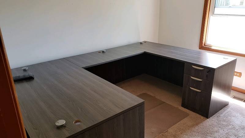 Madison Liquidators - Office Furniture
